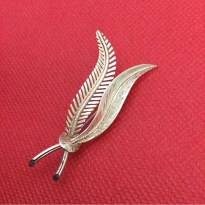 Vintage feather brooch 14k gold fine jewelry
